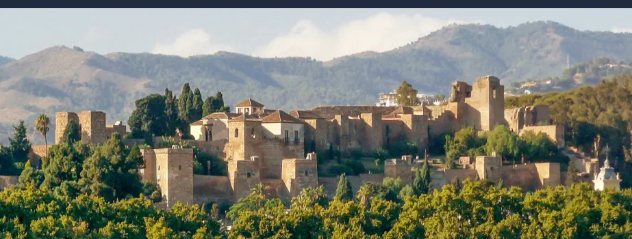 Por qué Hacer un Viaje a Benalmádena - Alcazaba de Málaga